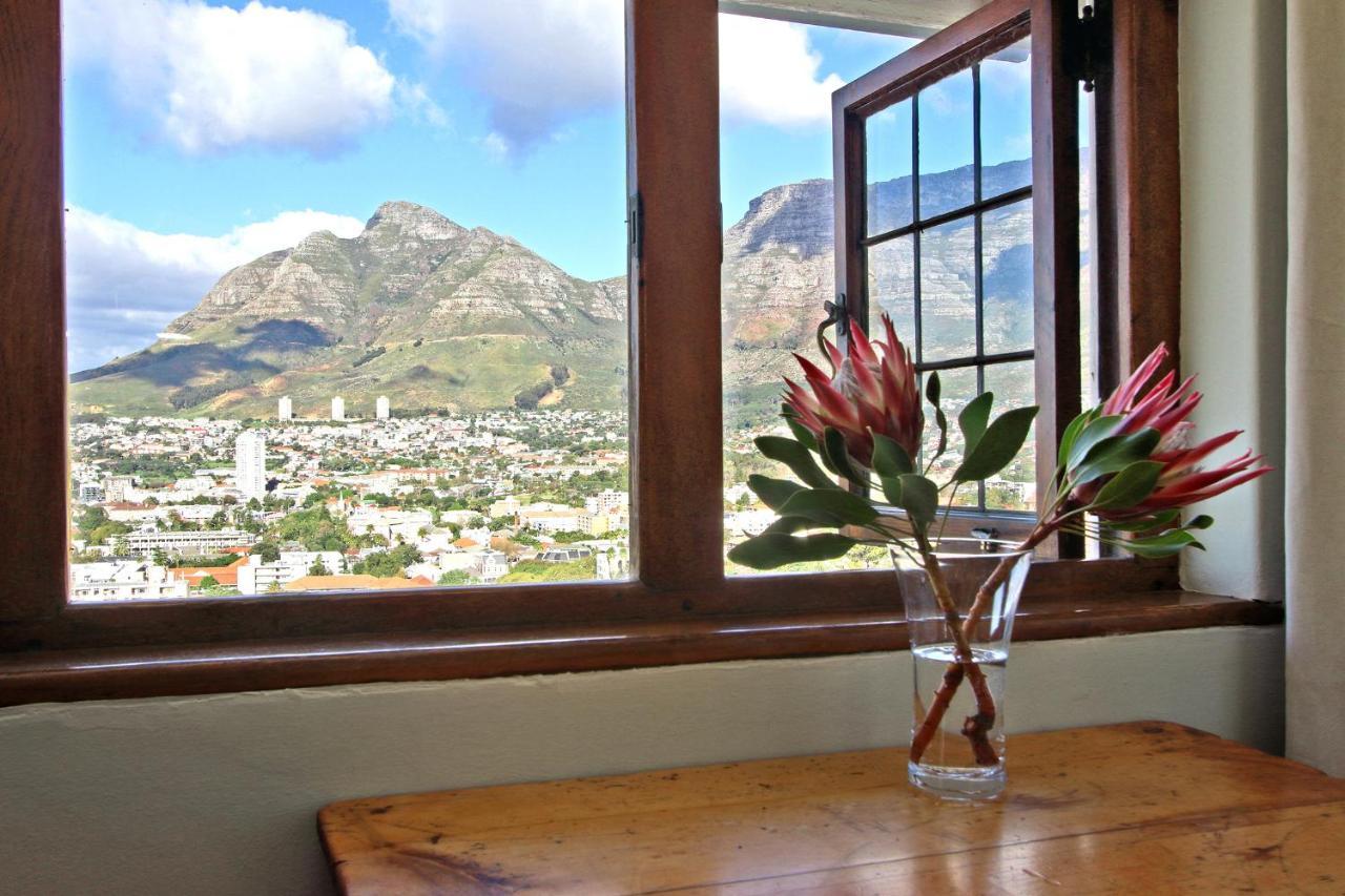 Bergzicht Guesthouse Cape Town Ngoại thất bức ảnh